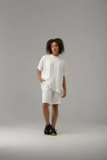 Костюм с футболкой oversize и шортами бермудами (молоко)